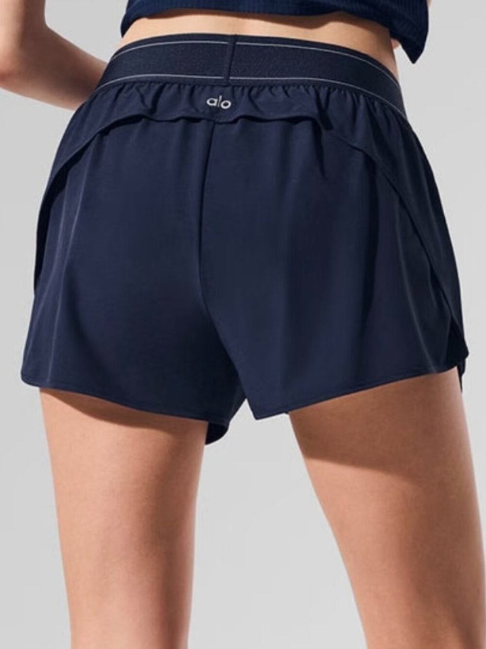 Brand New ALO Yoga 🤗 Navy Blue Match Point Shorts 🧘 Chic Athleisure - Picture 8 of 8